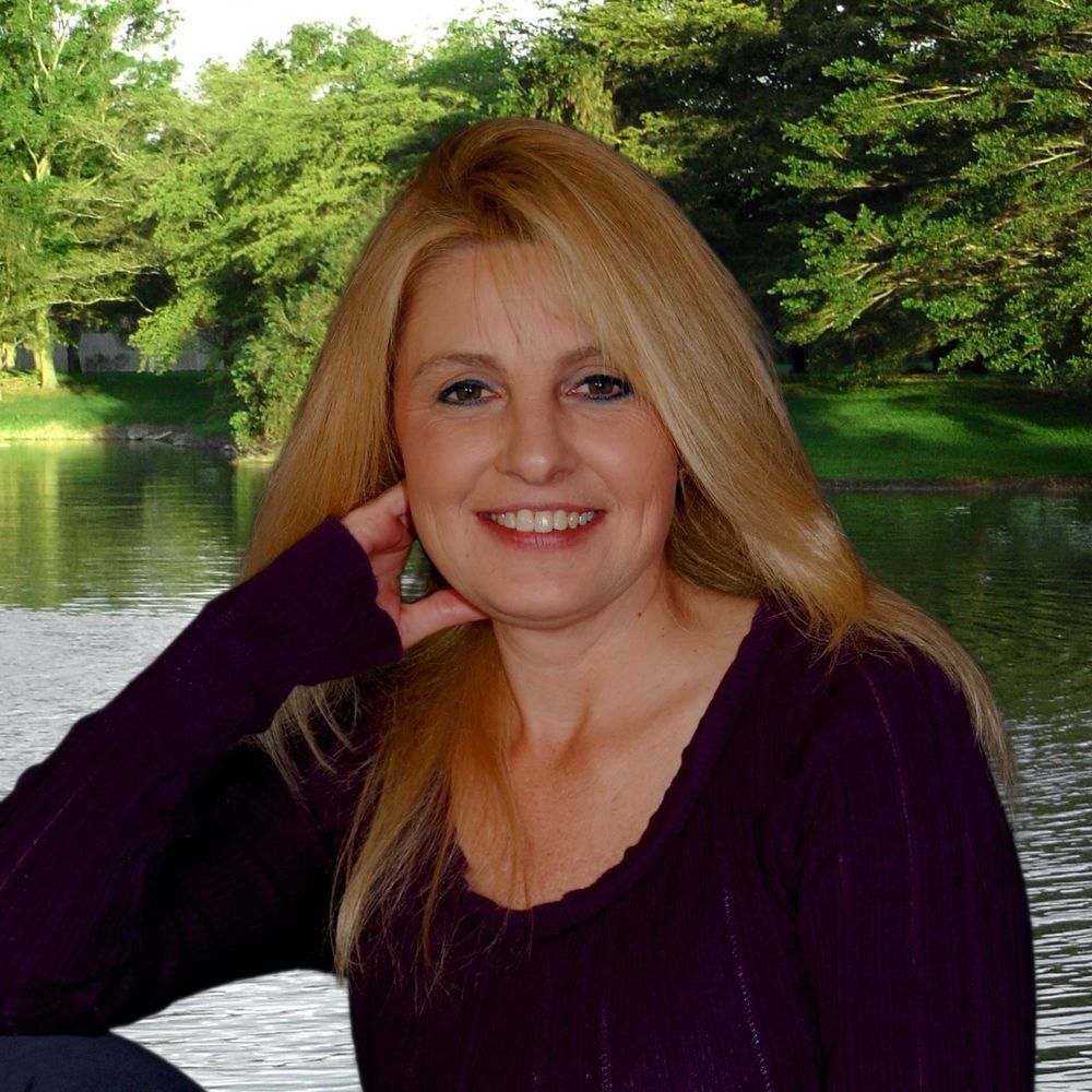 Meet your Posher, Regina